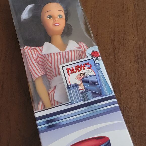 Vintage 1996 From Ruby Restaurant Surf City's Ruby's Diner Doll New open box - Picture 11 of 16